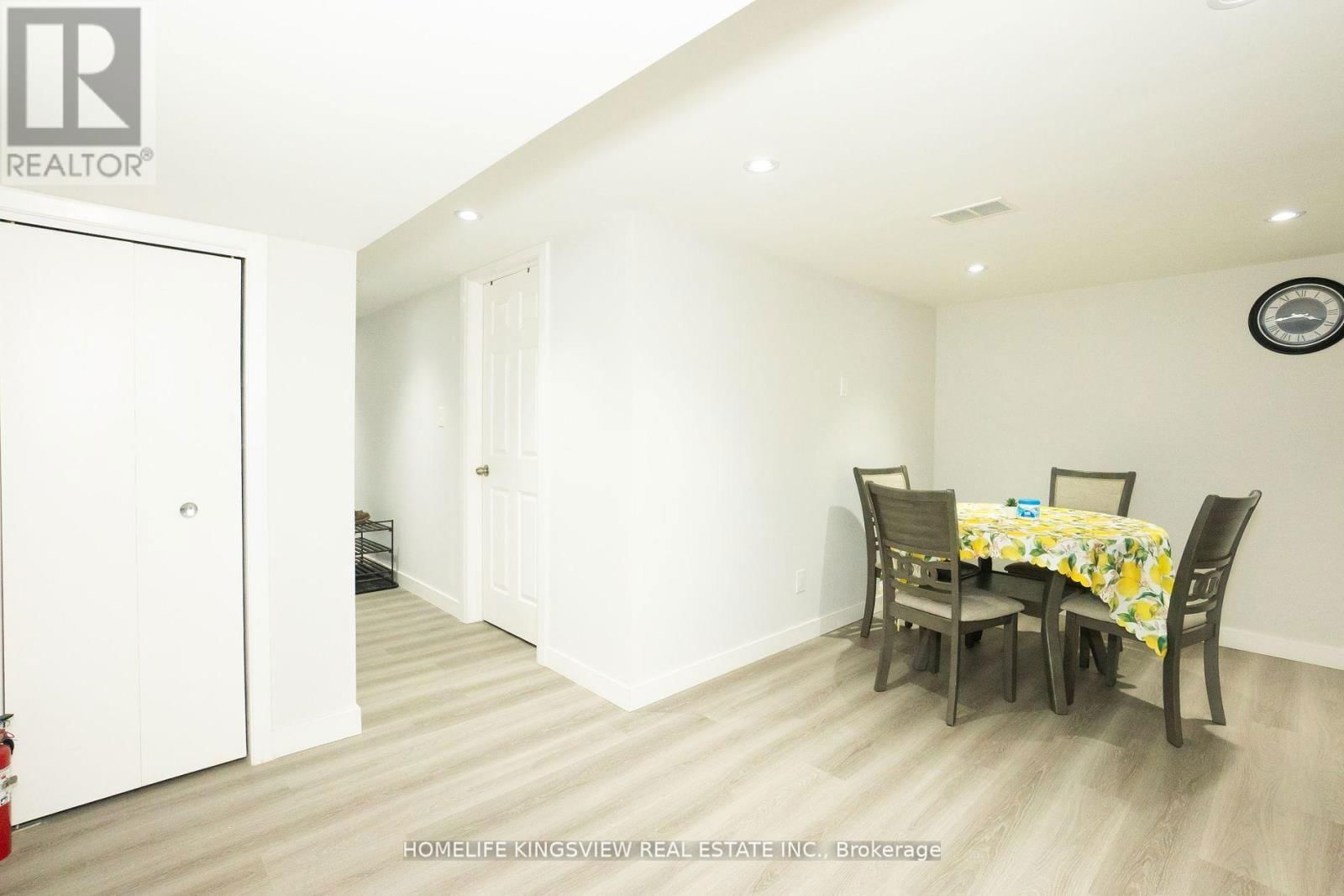 3 CRENDON DRIVE Image 28