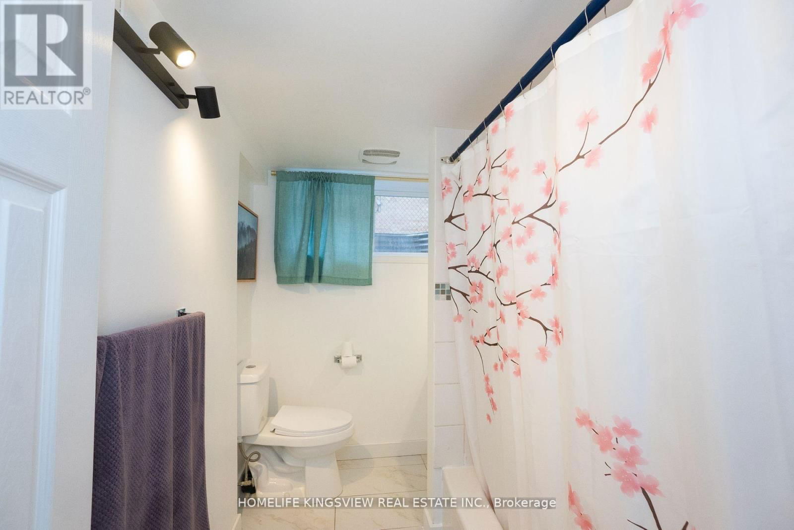 3 CRENDON DRIVE Image 29