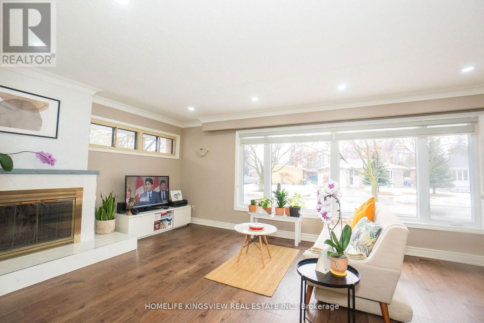 3 CRENDON DRIVE Image 5