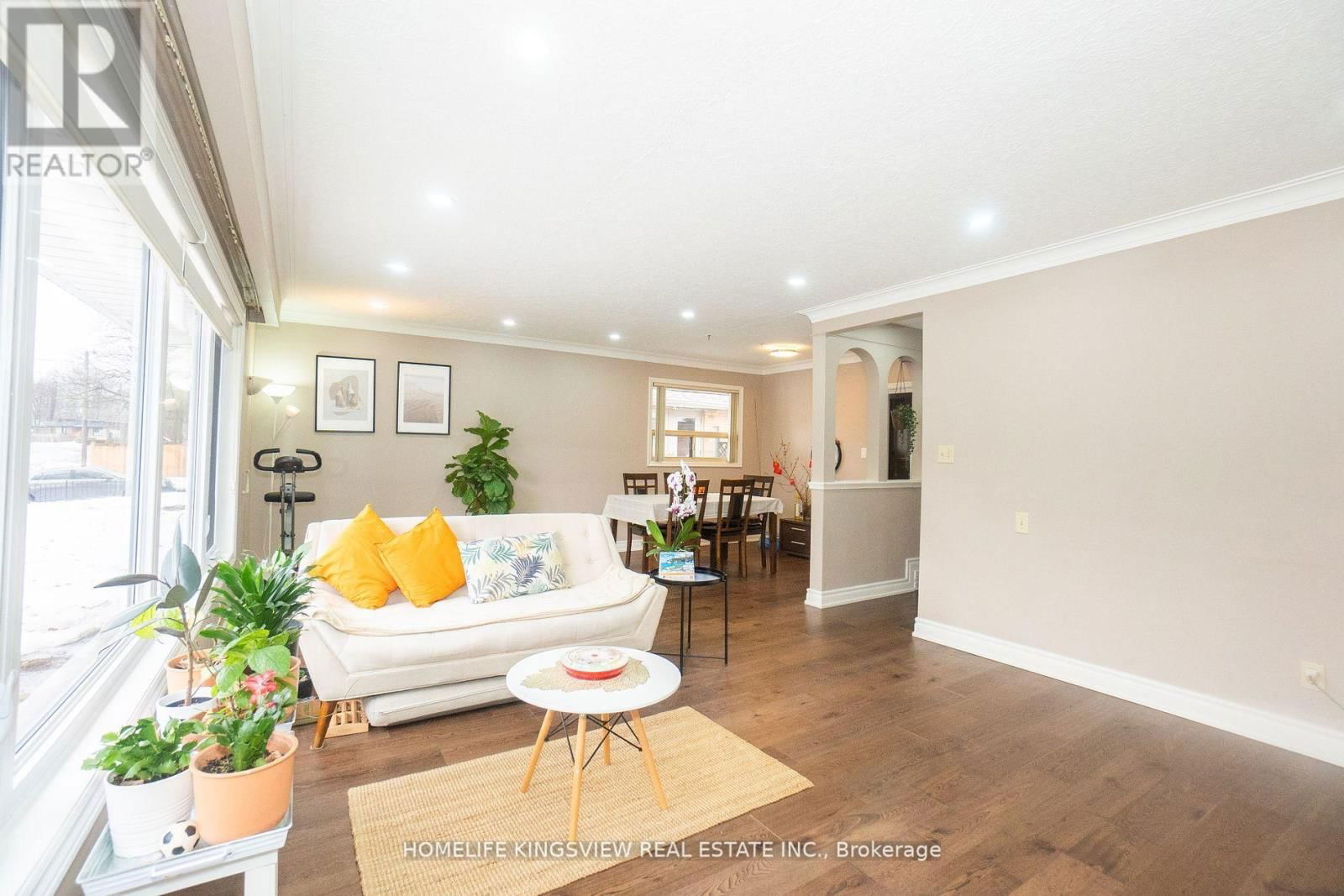 3 CRENDON DRIVE Image 6