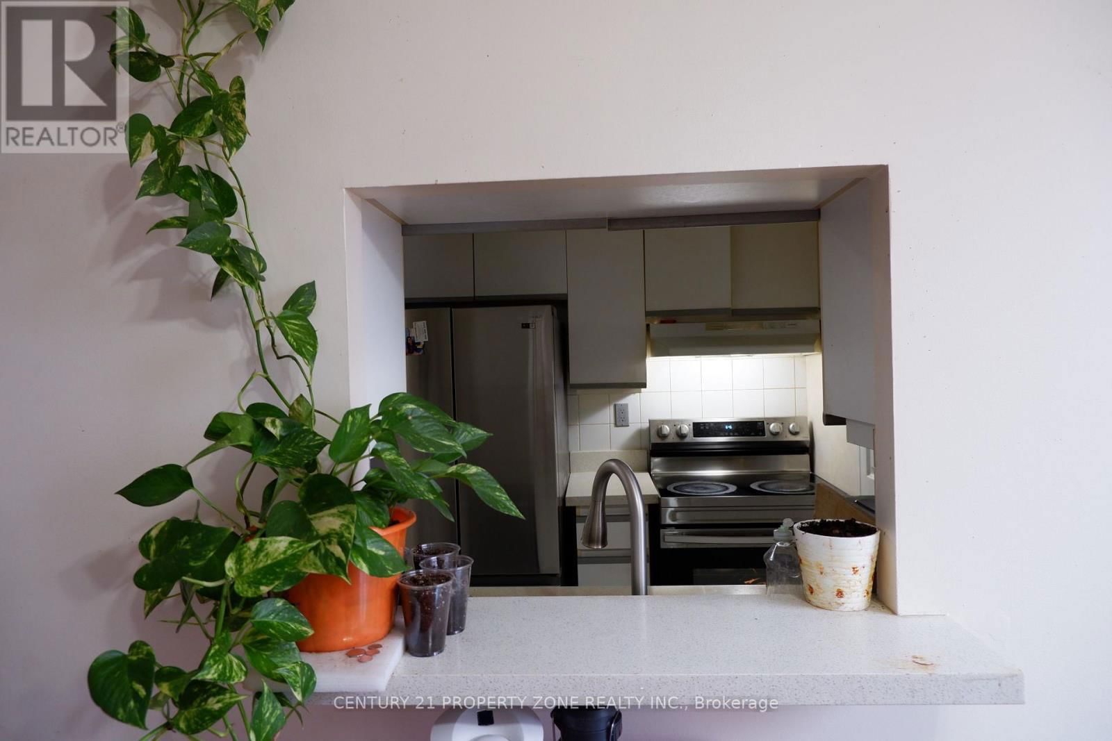 1410 - 285 ENFIELD PLACE Image 6