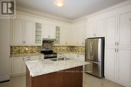 58 MEDITERRANEAN CRESCENT Image 2