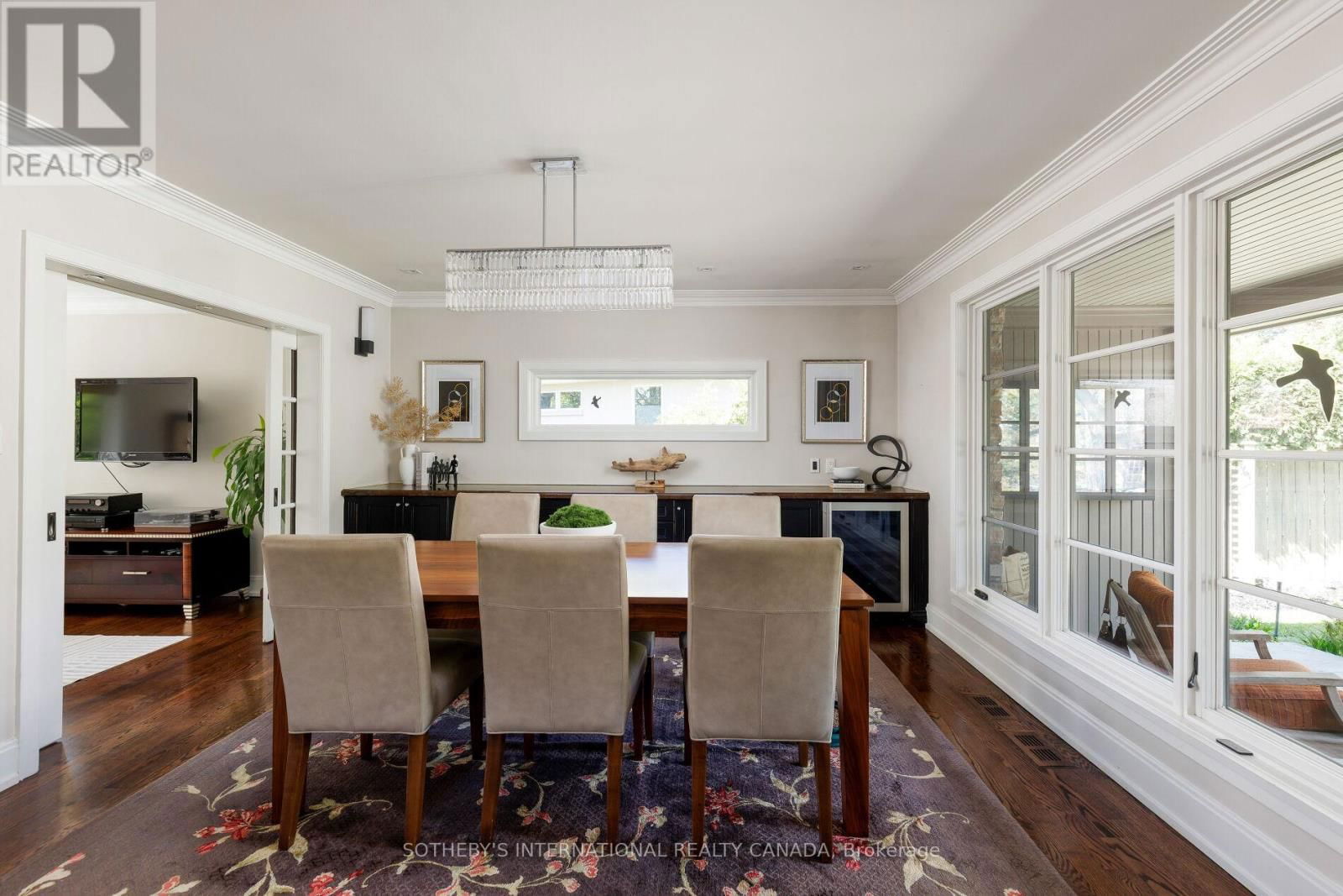 14 PLUMBSTEAD COURT Image 15