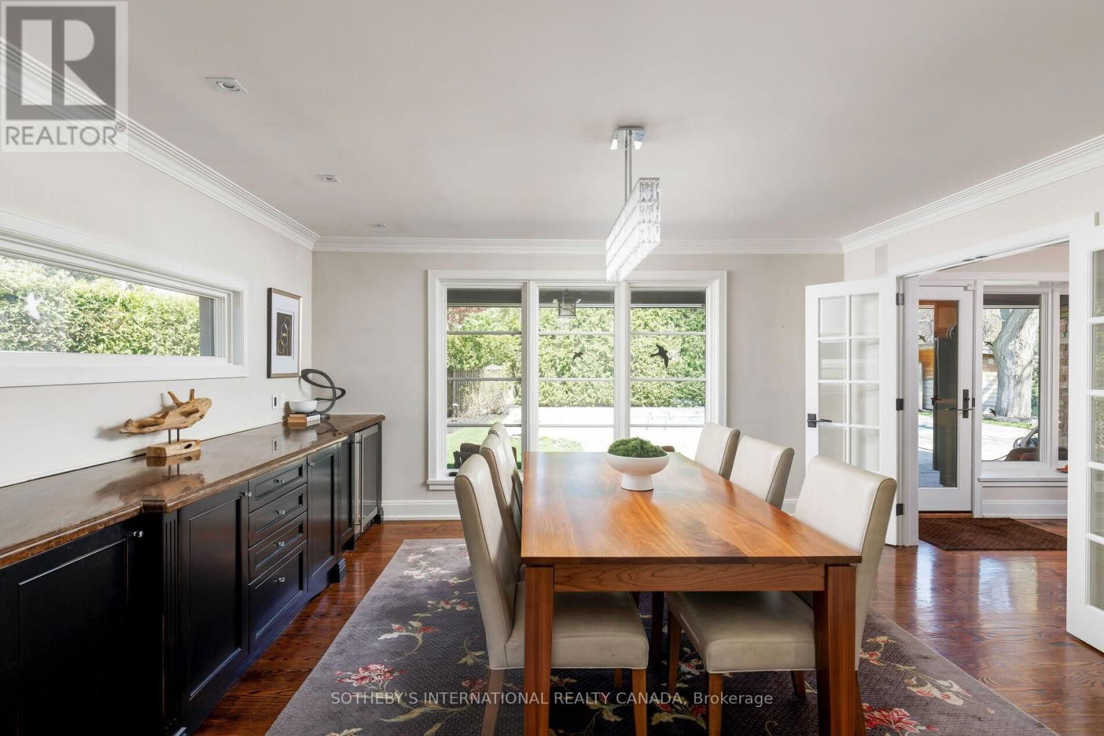 14 PLUMBSTEAD COURT Image 16