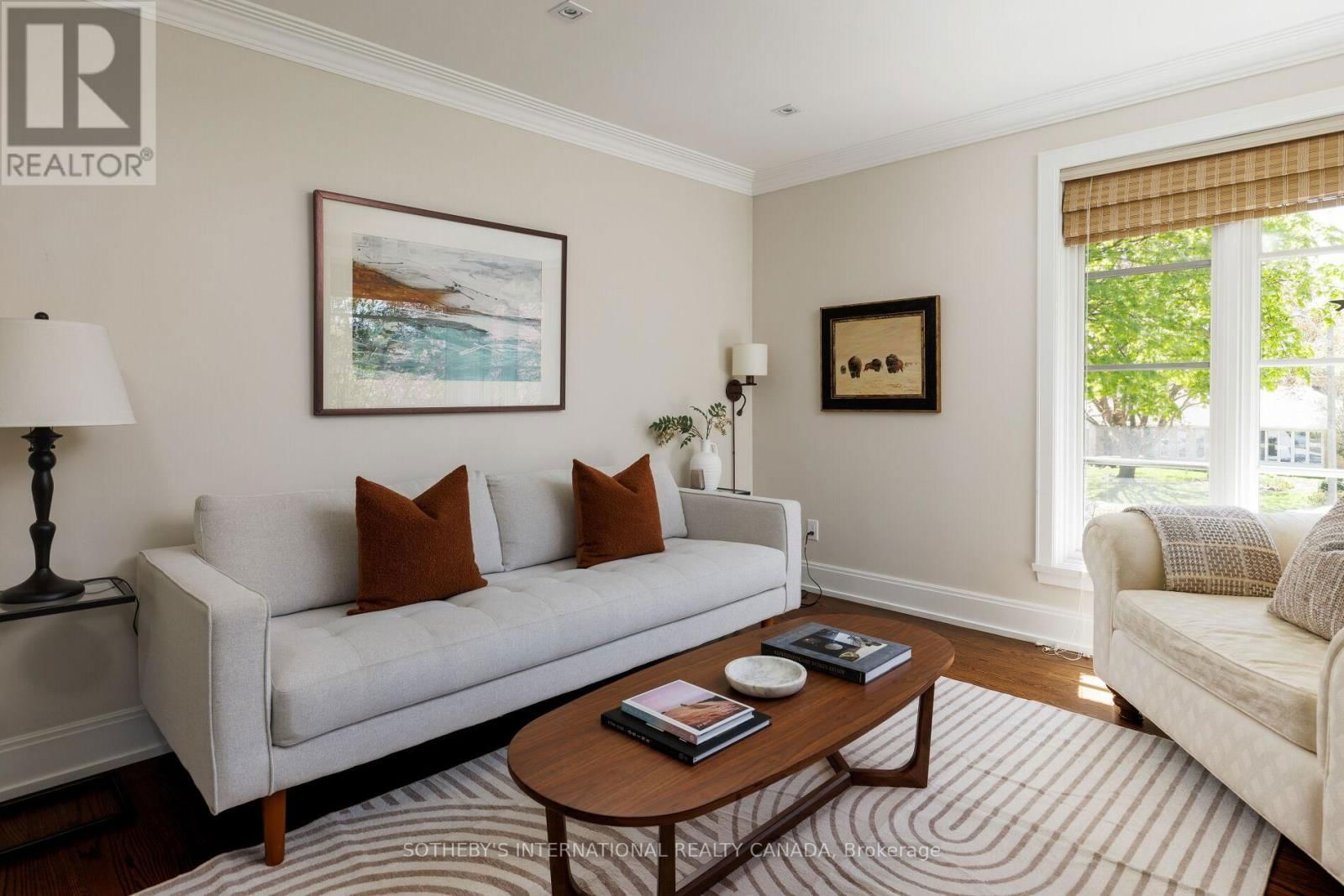 14 PLUMBSTEAD COURT Image 18