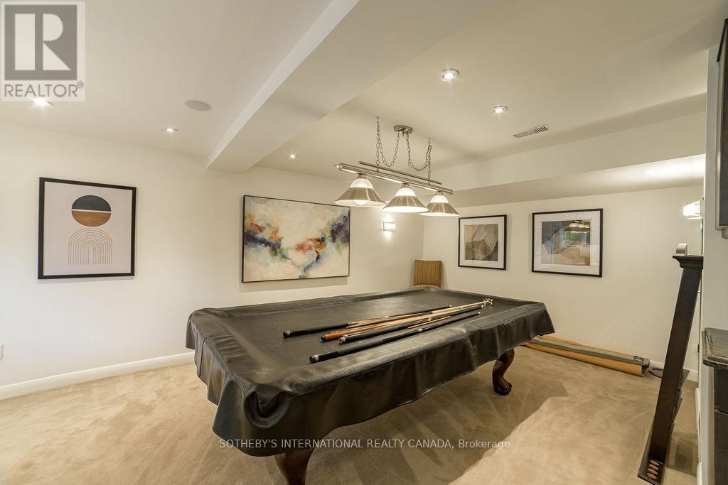 14 PLUMBSTEAD COURT Image 38