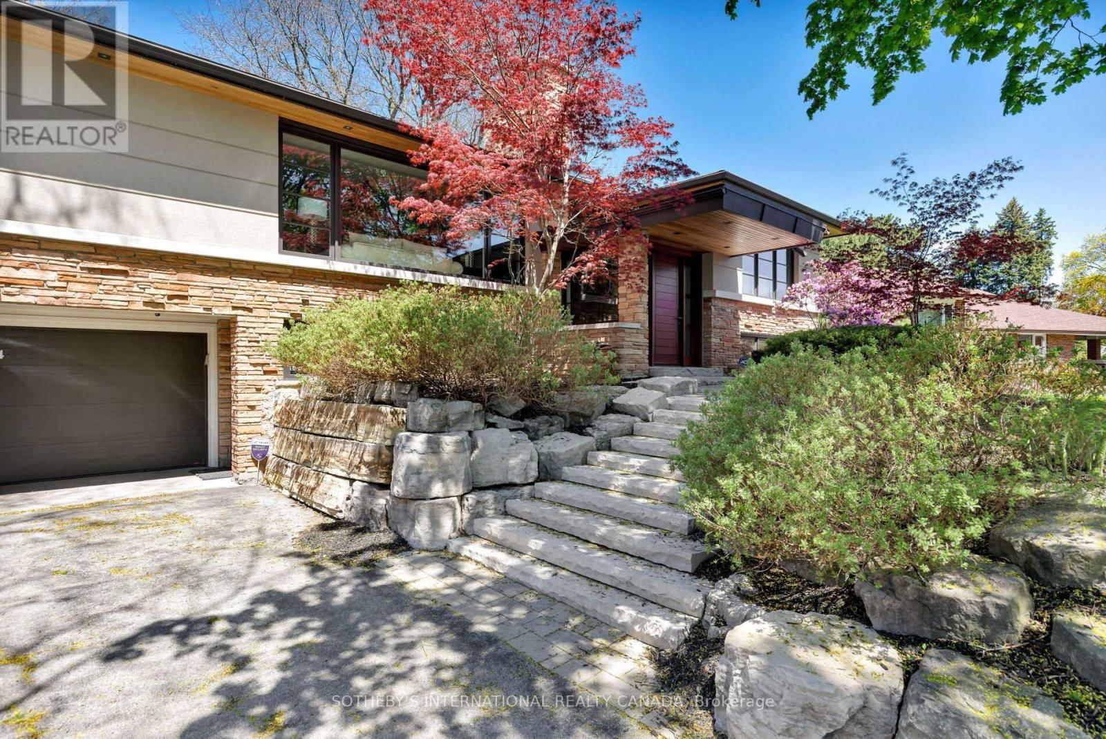 14 PLUMBSTEAD COURT Image 6