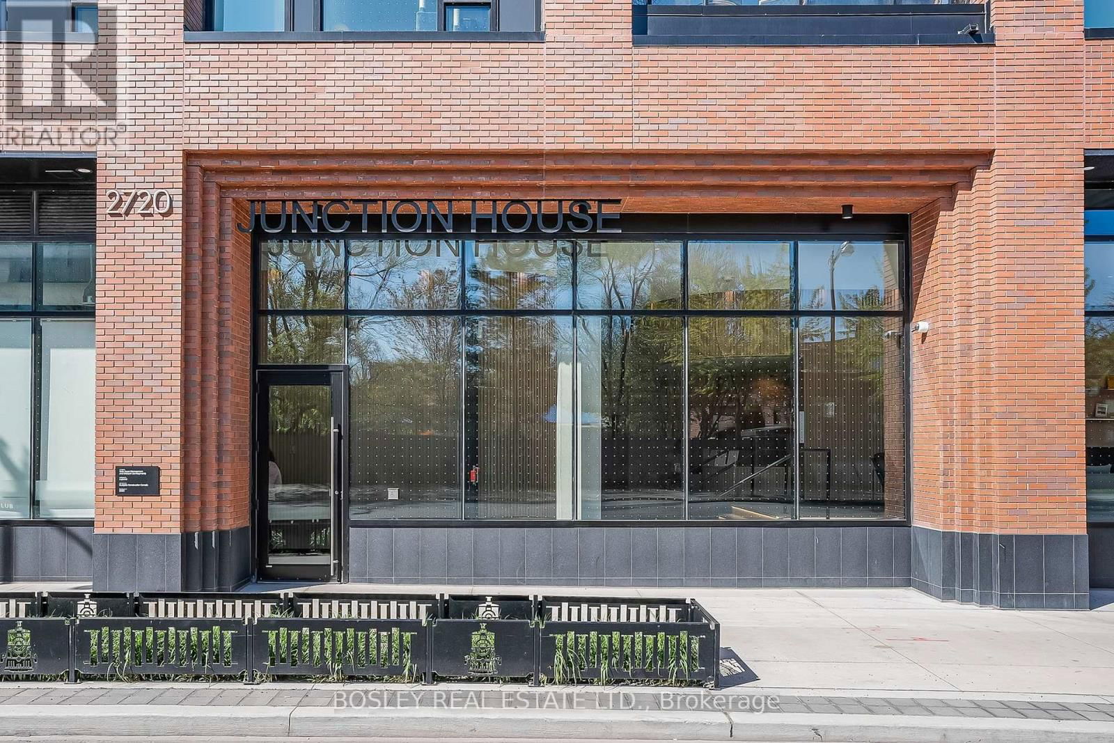 522 - 2720 DUNDAS STREET WEST Image 12
