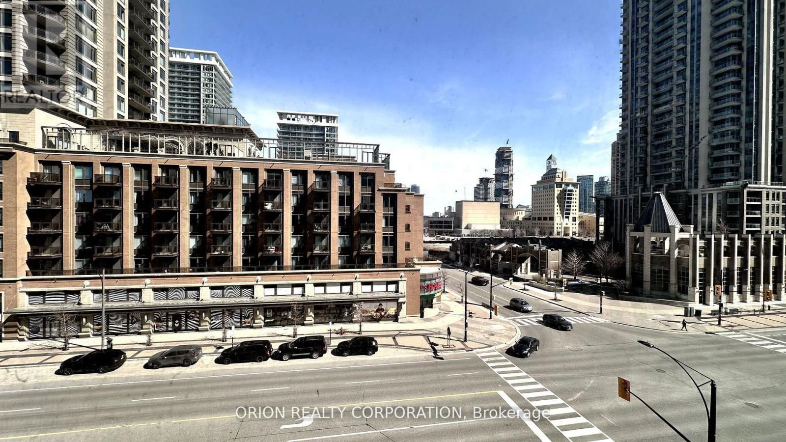 407 - 430 SQUARE ONE DRIVE Image 24