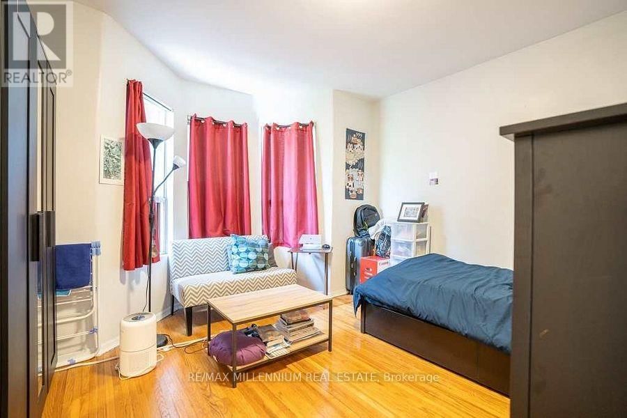 Upper - 17 GREENLAW AVENUE Image 11