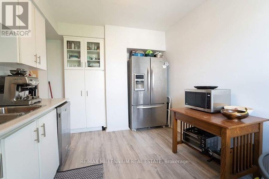 Upper - 17 GREENLAW AVENUE Image 8