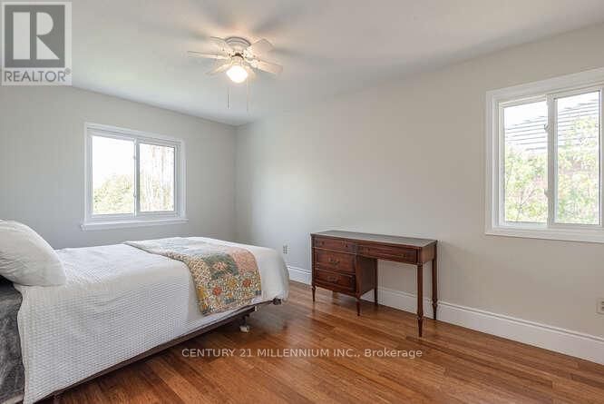 82 LEANDER STREET Image 32