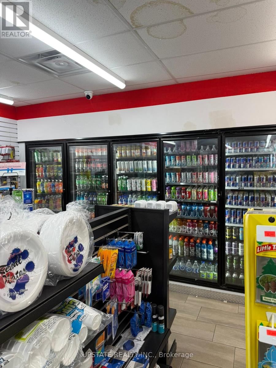 6 MIMICO AVENUE Image 7