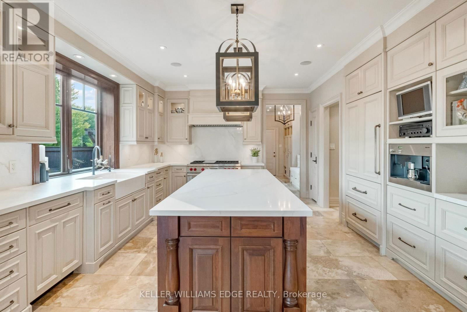 3160 BRITANNIA ROAD Image 15