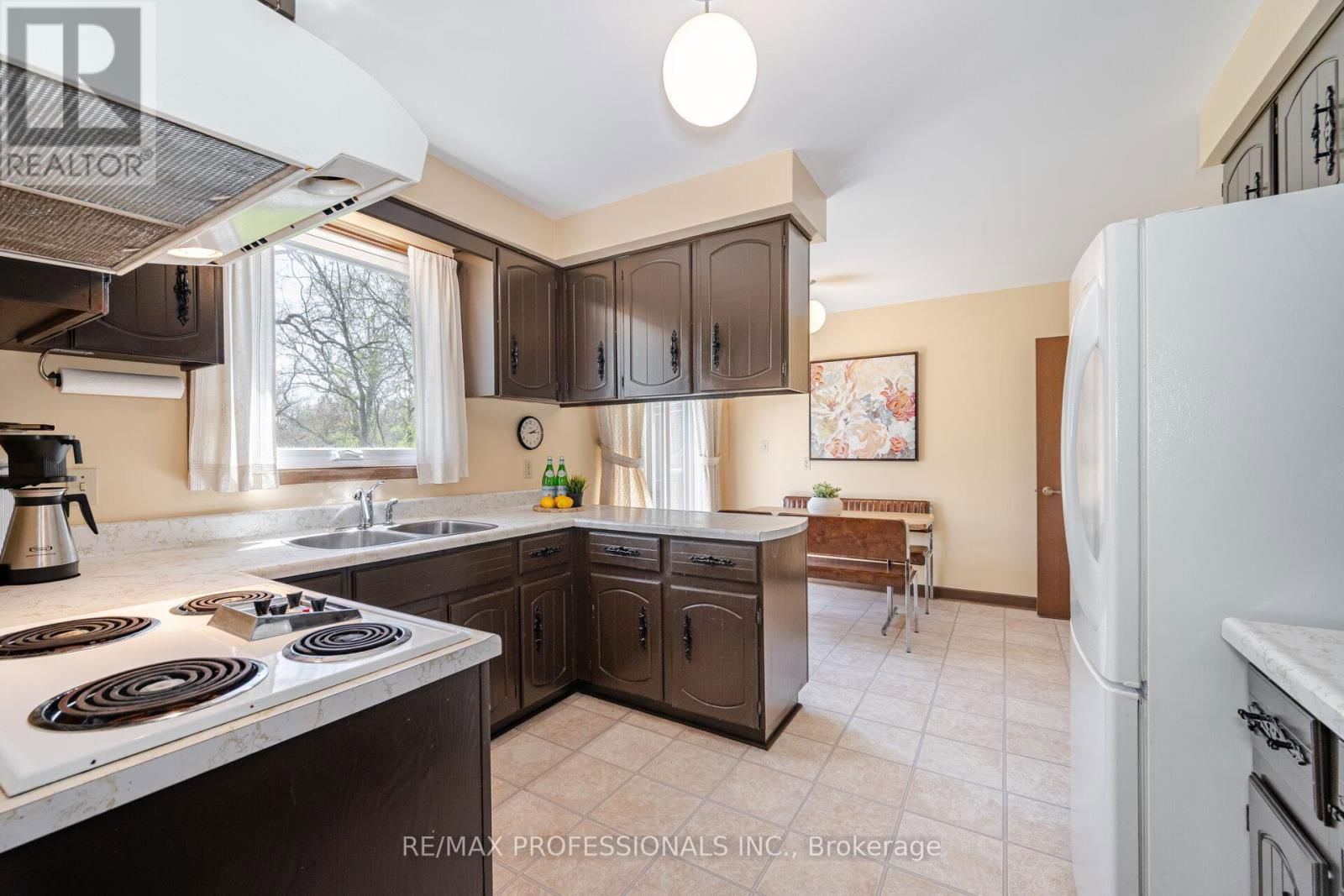 9 WINGROVE HILL Image 10