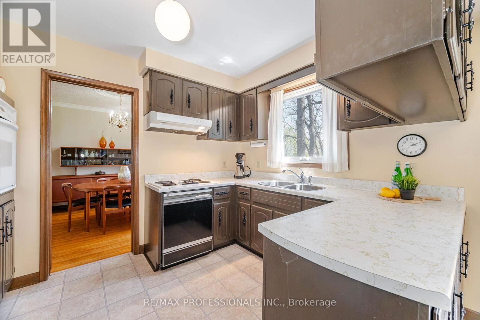 9 WINGROVE HILL Image 11