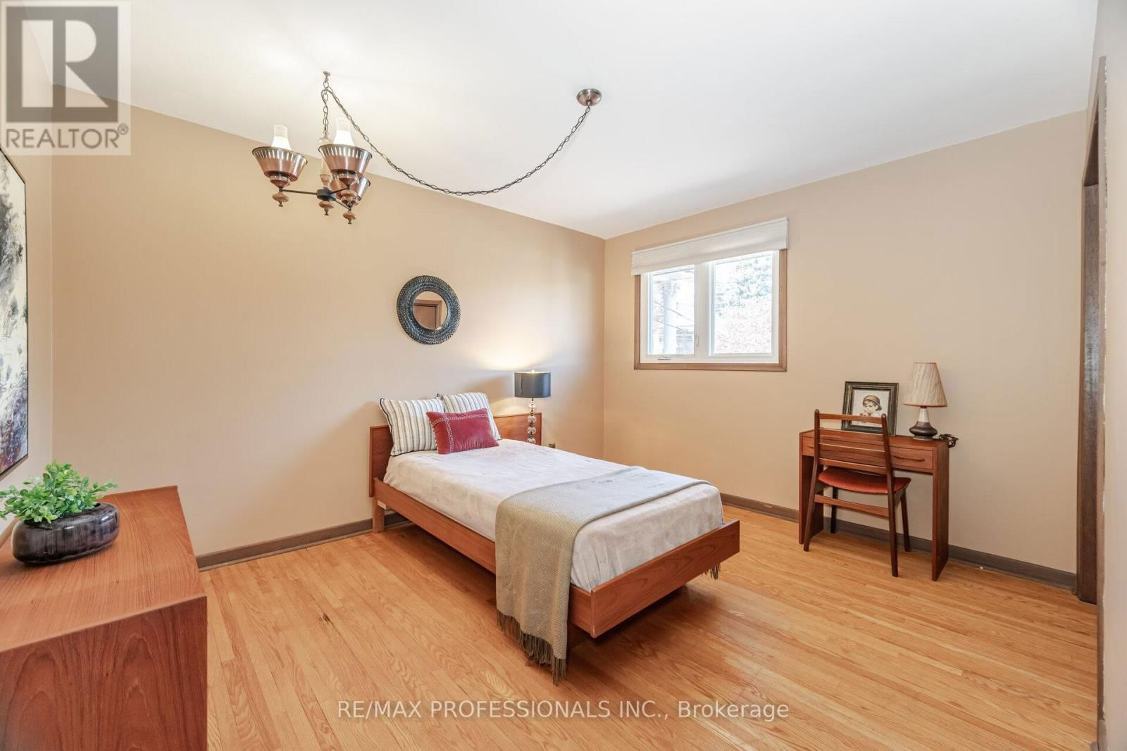 9 WINGROVE HILL Image 19
