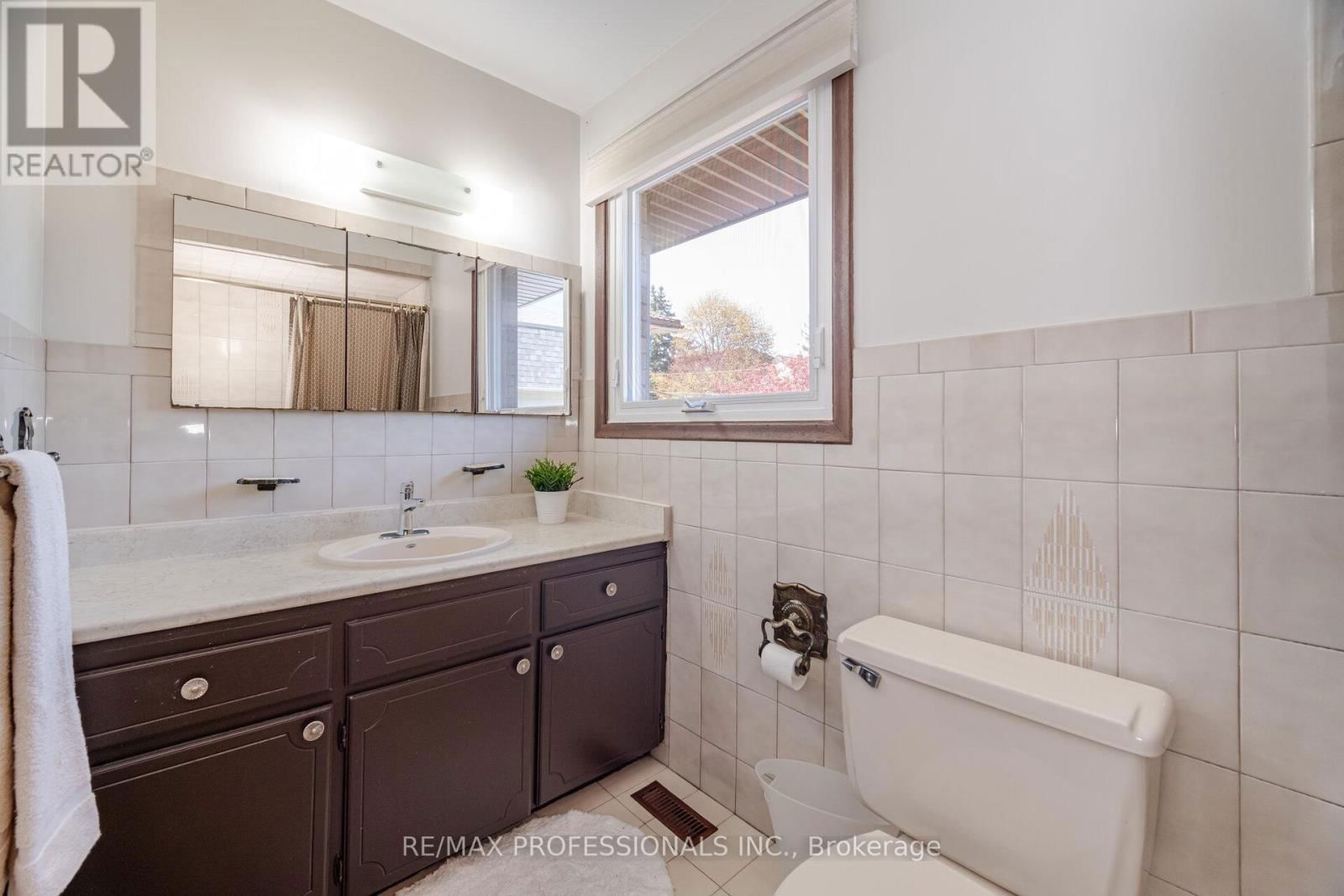 9 WINGROVE HILL Image 22