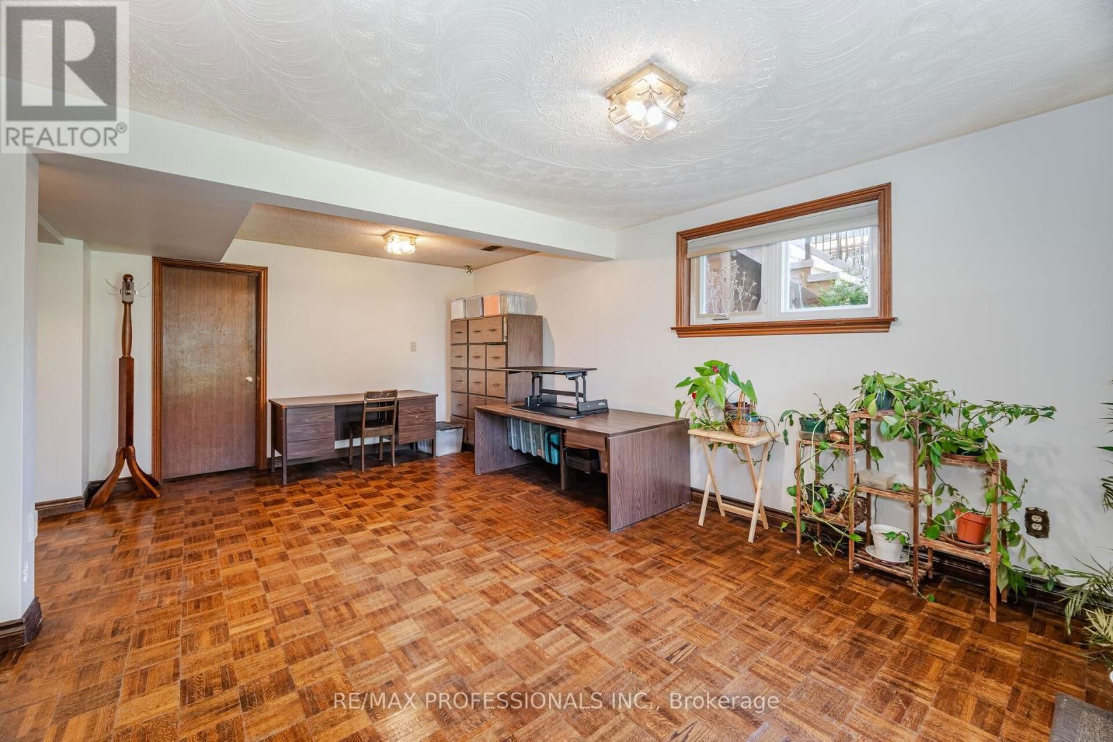 9 WINGROVE HILL Image 25