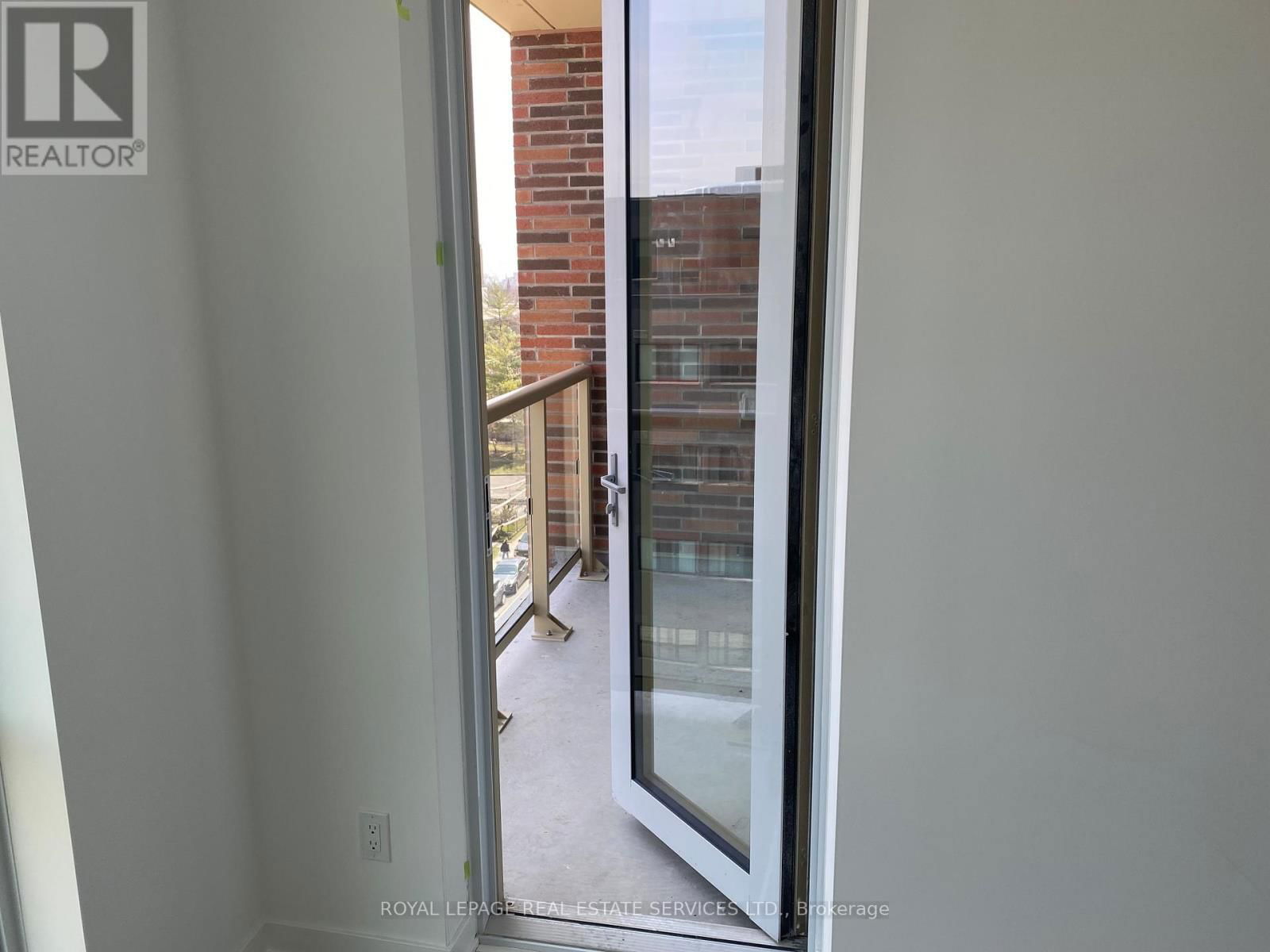 621 - 1787 ST CLAIR AVENUE WEST Image 12