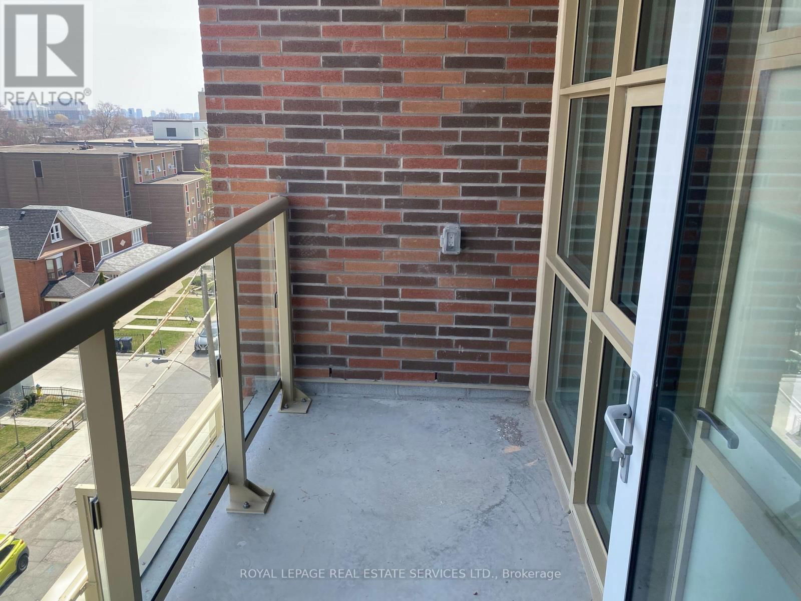 621 - 1787 ST CLAIR AVENUE WEST Image 13