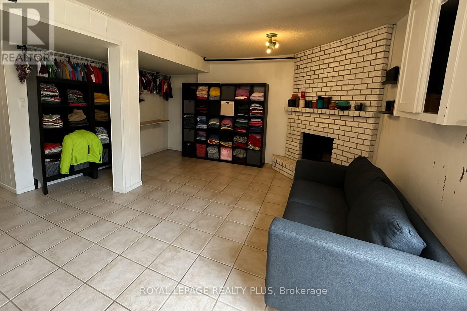 113 - 2120 RATHBURN ROAD EAST Image 6