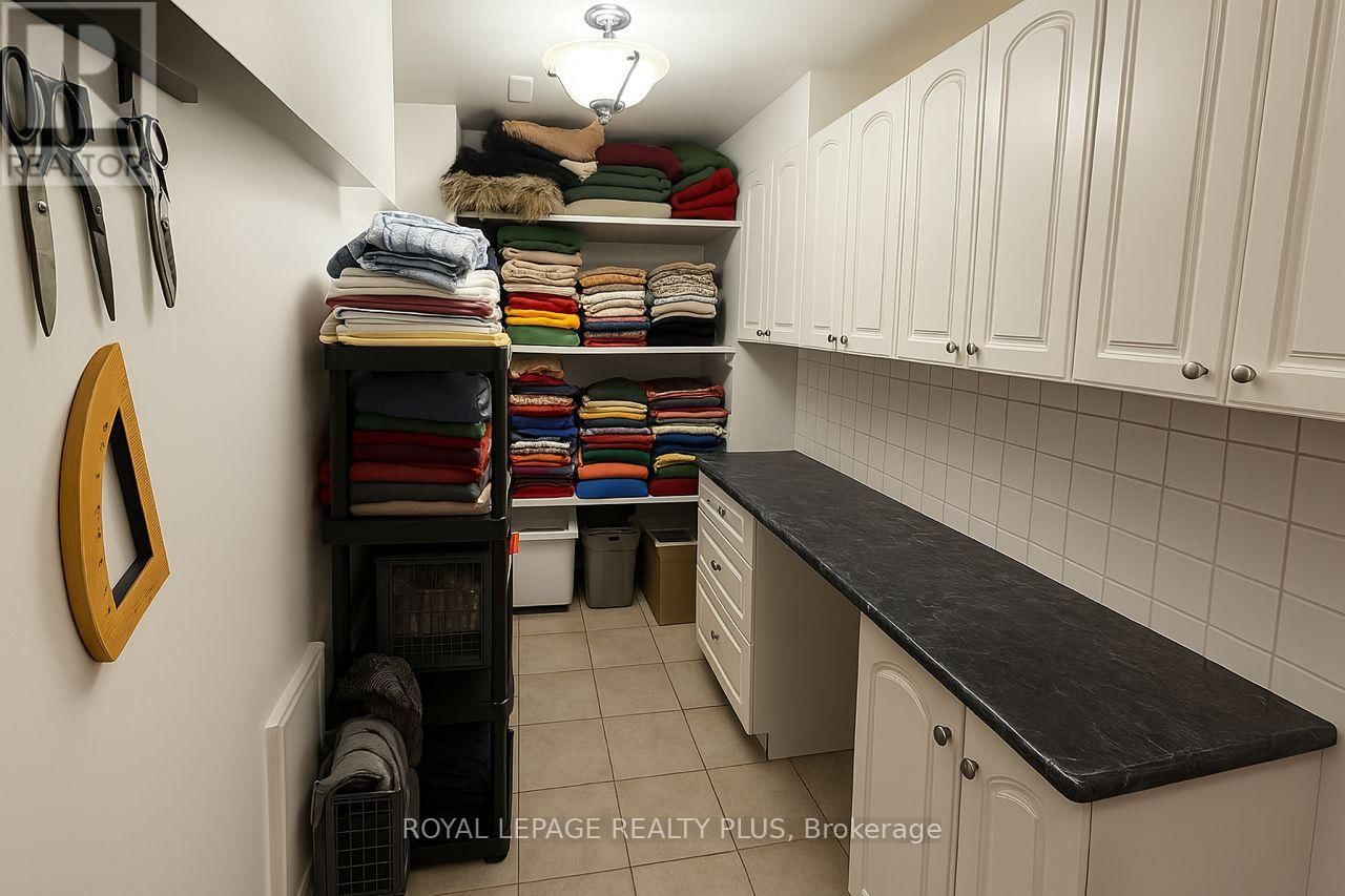 113 - 2120 RATHBURN ROAD EAST Image 7