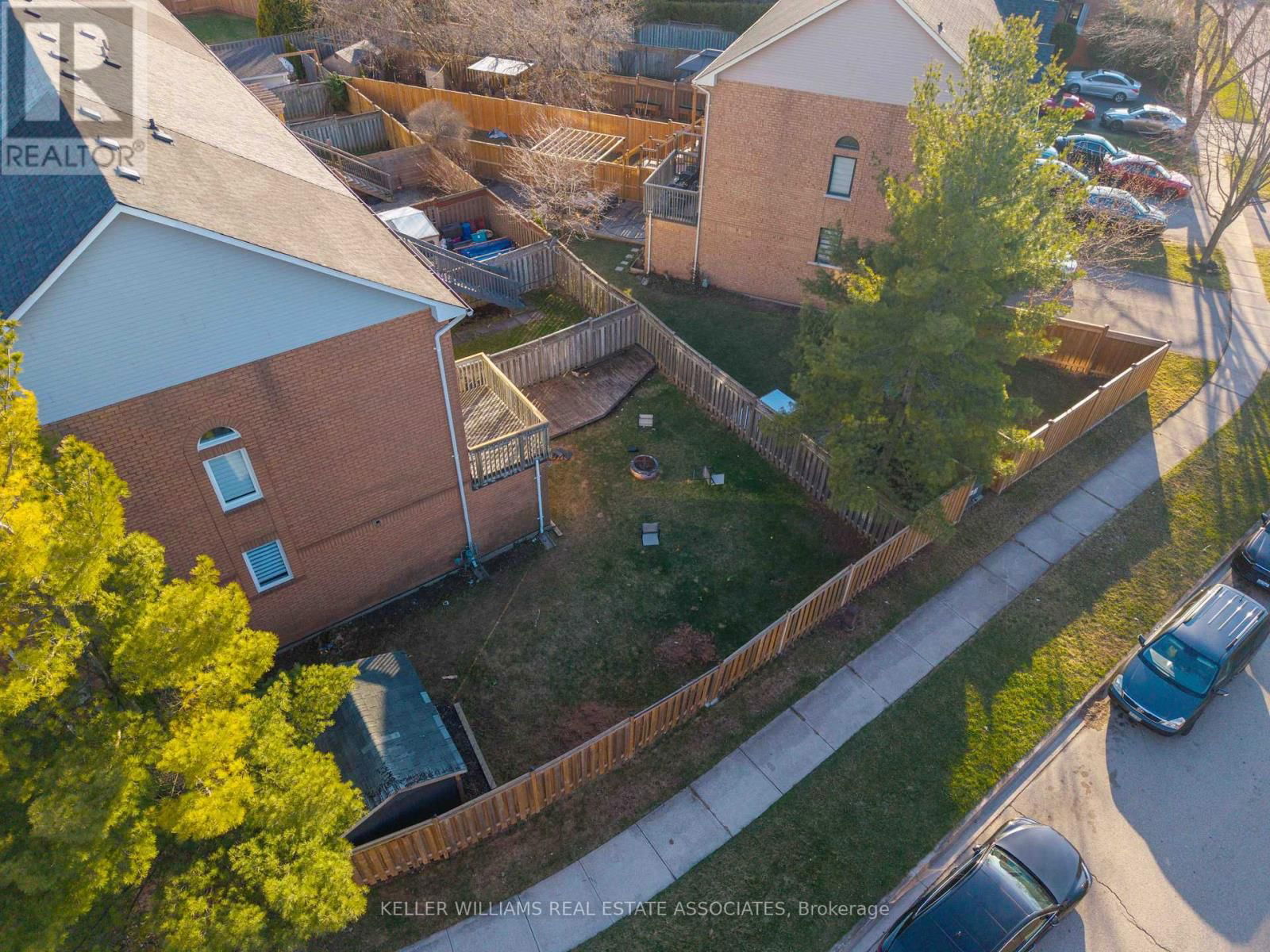 2320 STRAWFIELD COURT Image 23