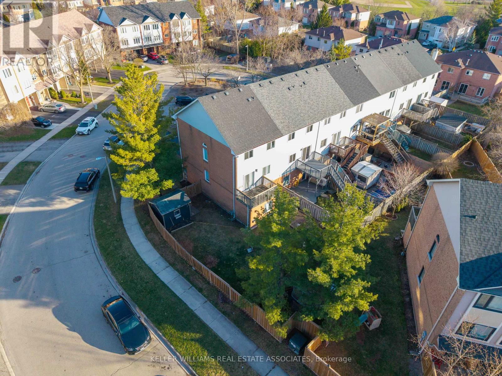2320 STRAWFIELD COURT Image 24