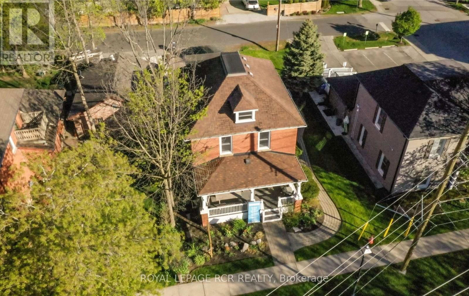 69 KING STREET WEST Image 18