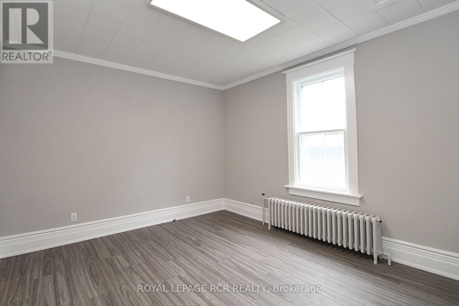 69 KING STREET WEST Image 7