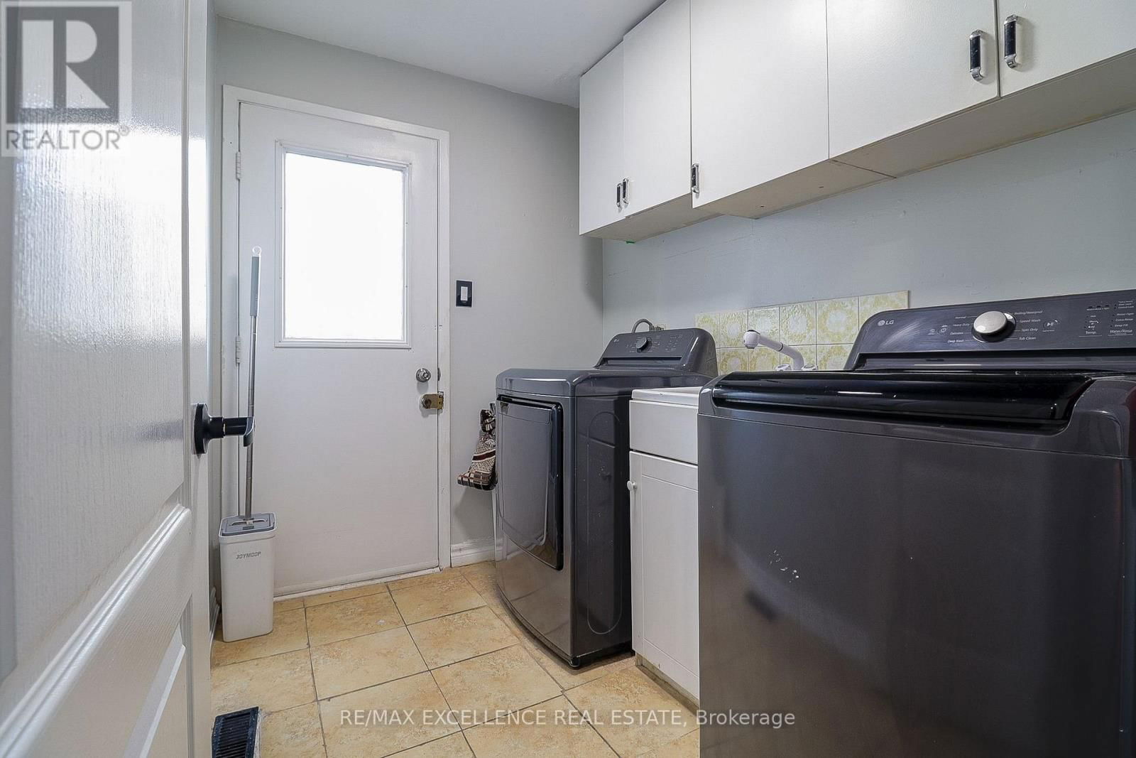 19 MIKADO CRESCENT Image 22