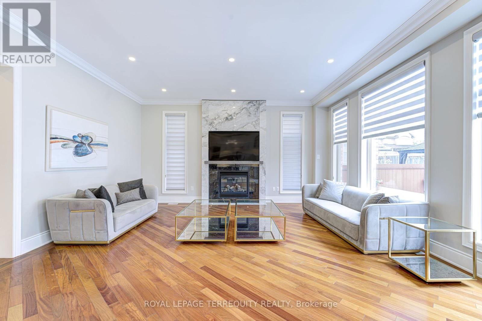 1371 CLEARWATER CRESCENT Image 11
