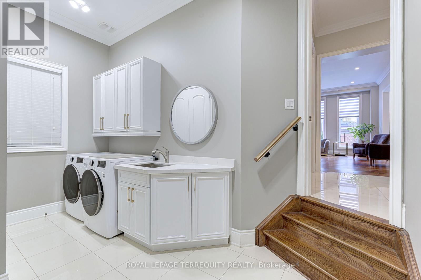 1371 CLEARWATER CRESCENT Image 29