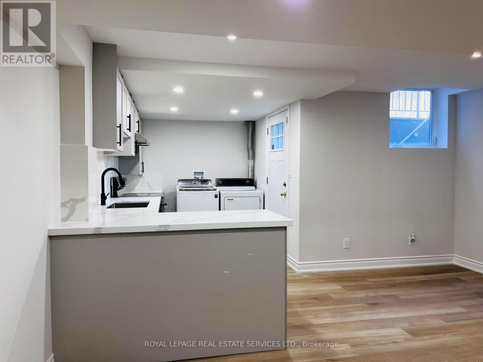 Lower - 1385 PEARTREE CIRCLE Image 6