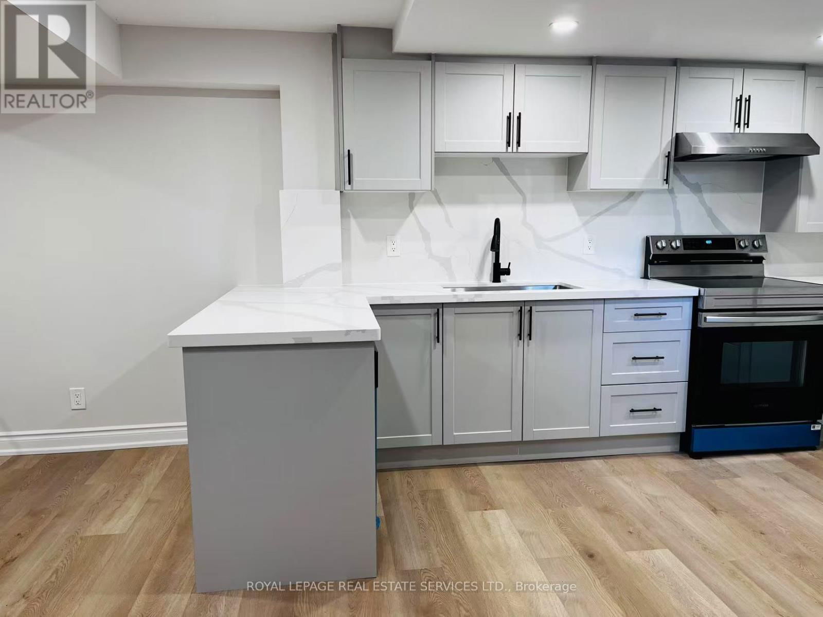 Lower - 1385 PEARTREE CIRCLE Image 7