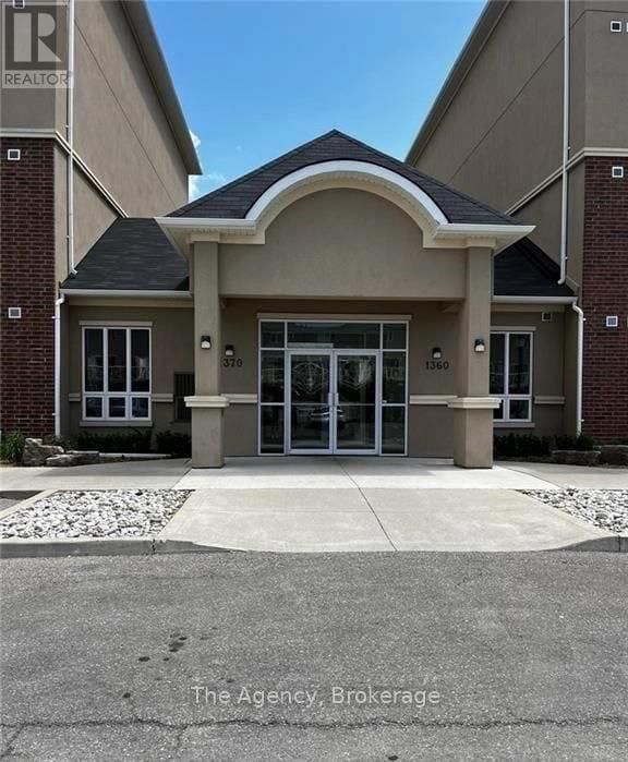 208 - 1370 COSTIGAN ROAD Image 1
