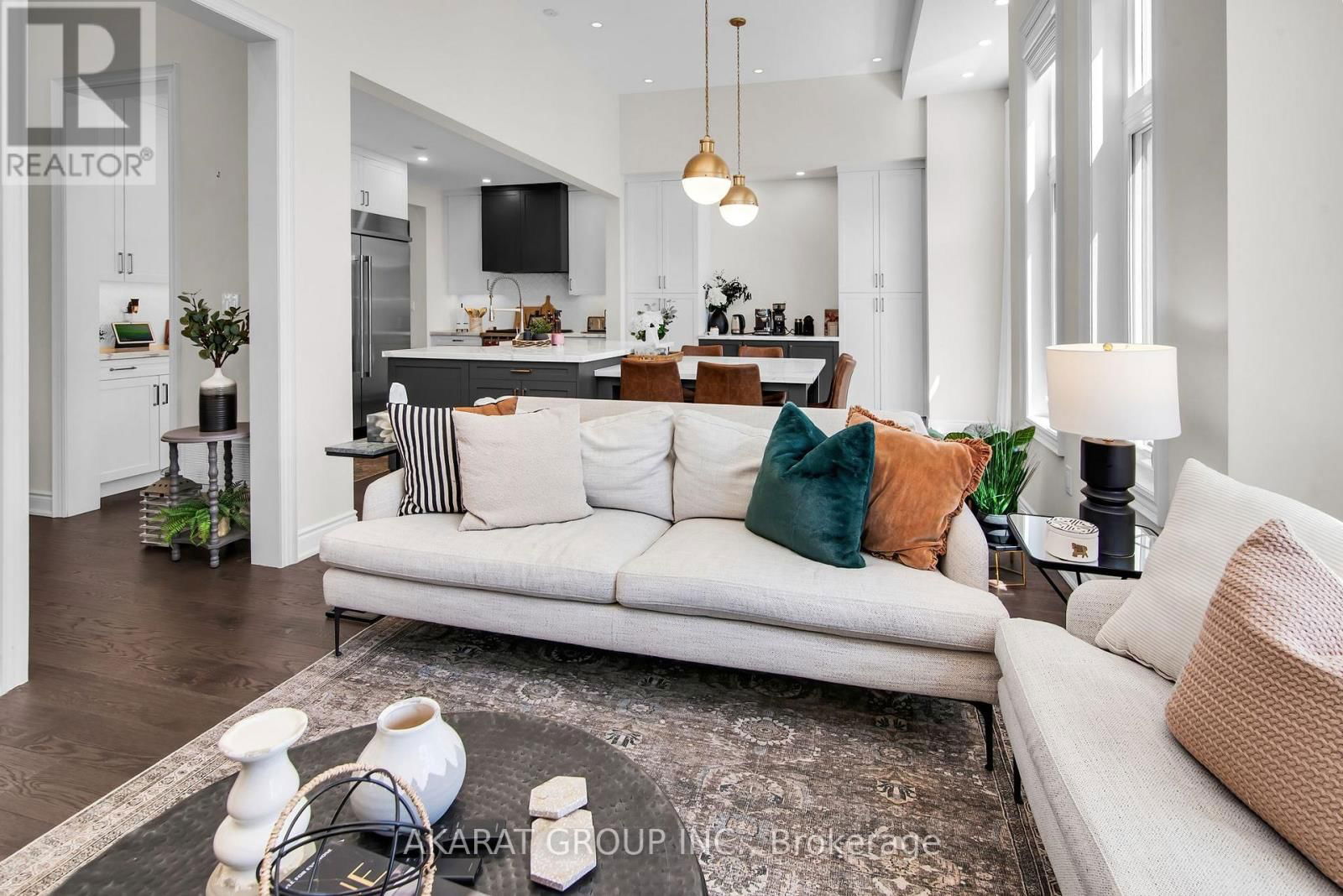 1164 STAG HOLLOW Image 13