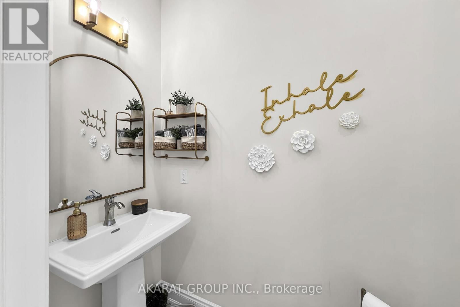 1164 STAG HOLLOW Image 21
