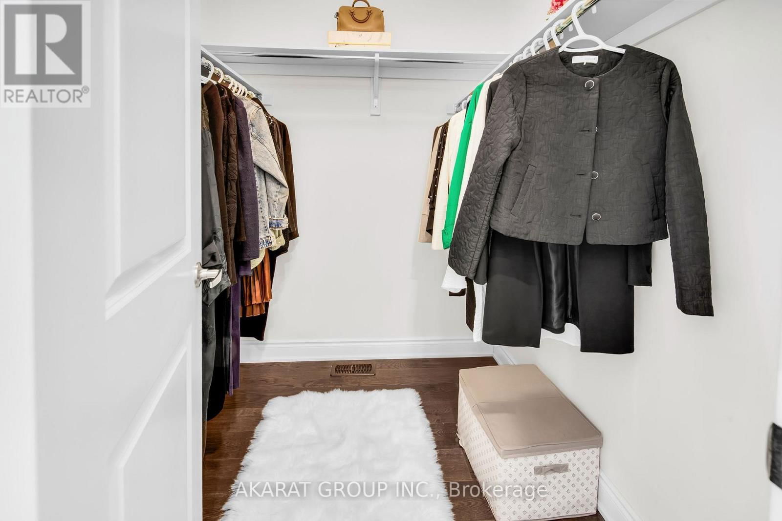 1164 STAG HOLLOW Image 30