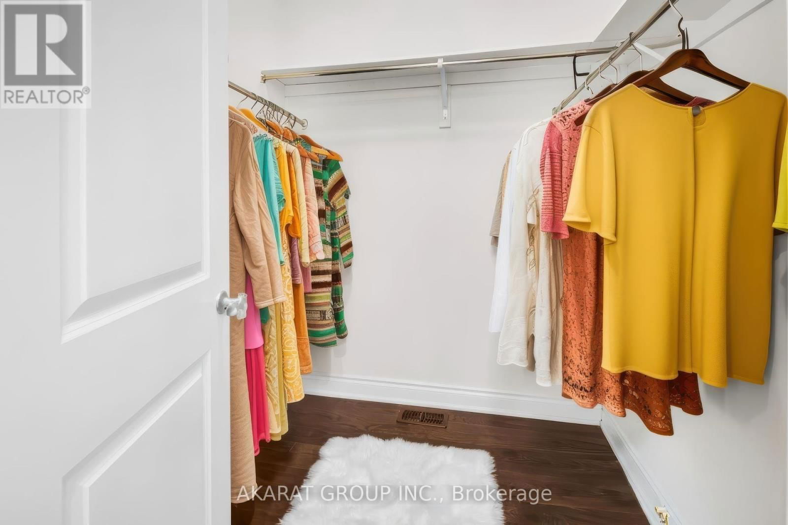 1164 STAG HOLLOW Image 31