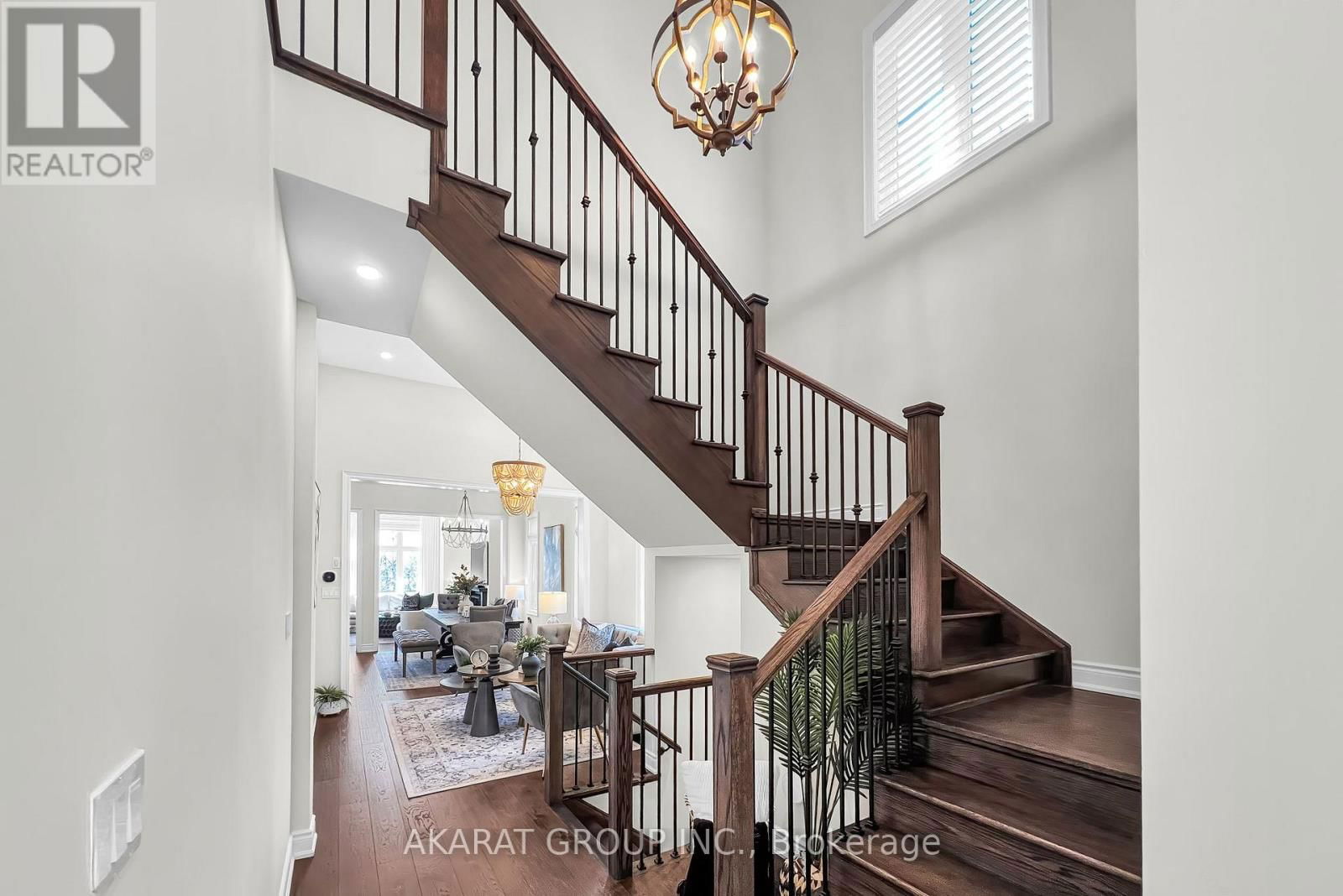 1164 STAG HOLLOW Image 5