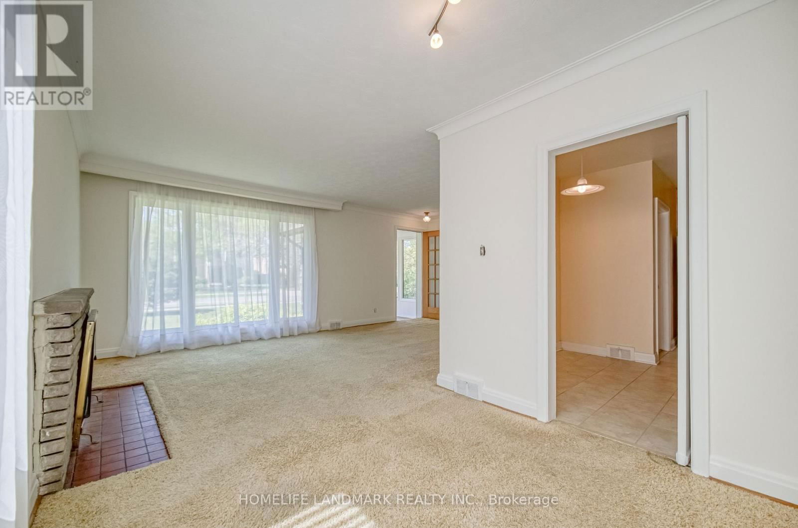 425 MAPLE GROVE DRIVE Image 10