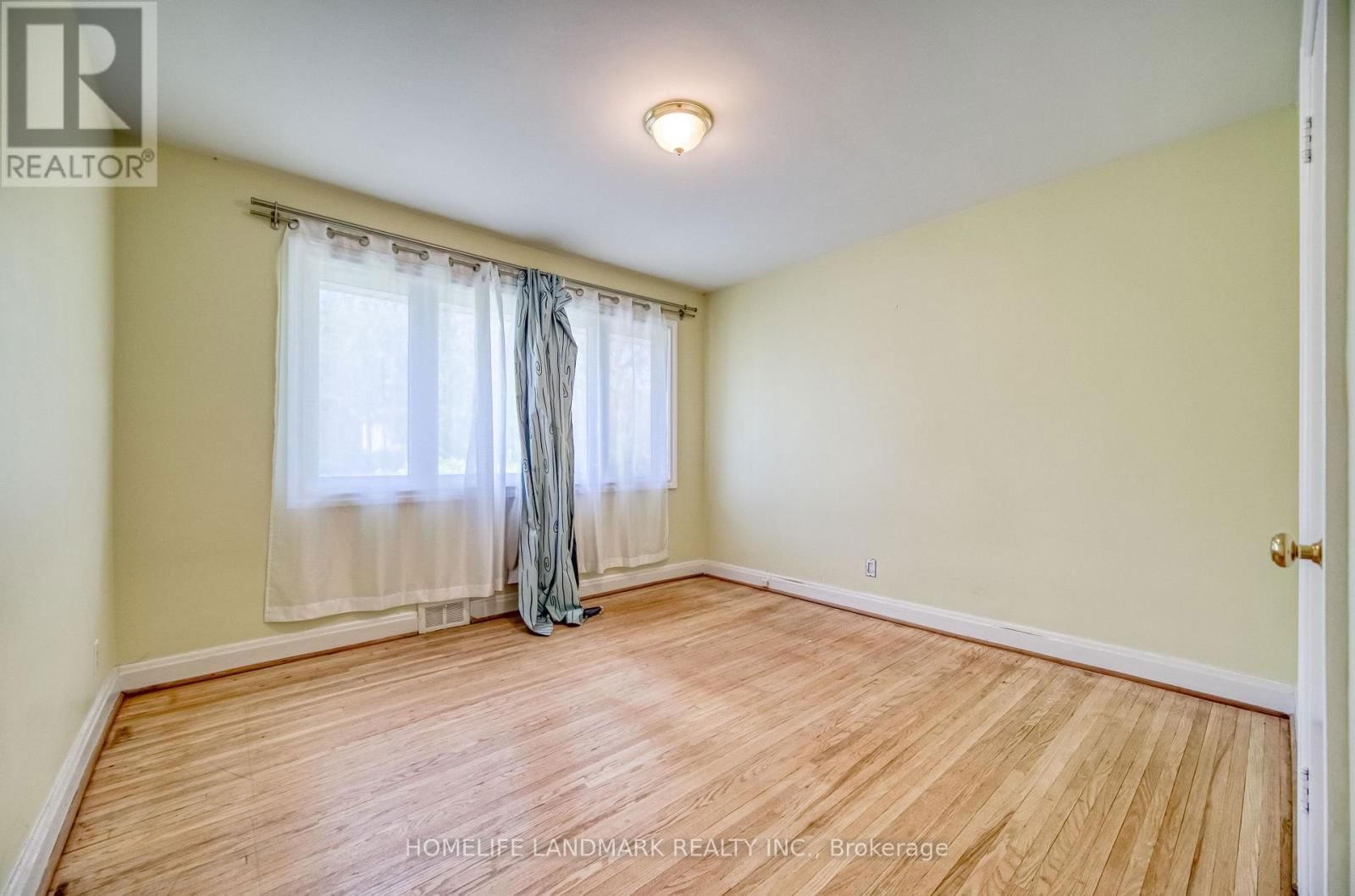 425 MAPLE GROVE DRIVE Image 16