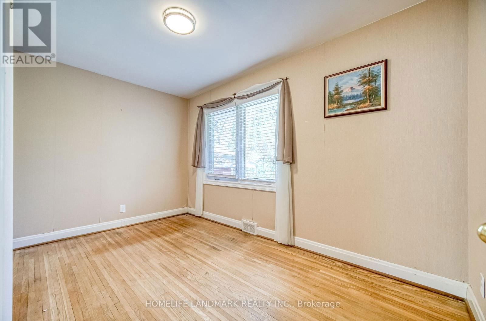 425 MAPLE GROVE DRIVE Image 18