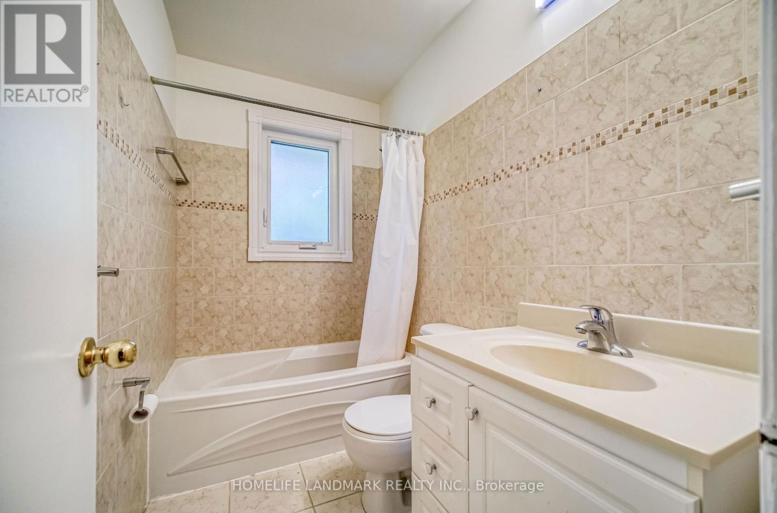 425 MAPLE GROVE DRIVE Image 21