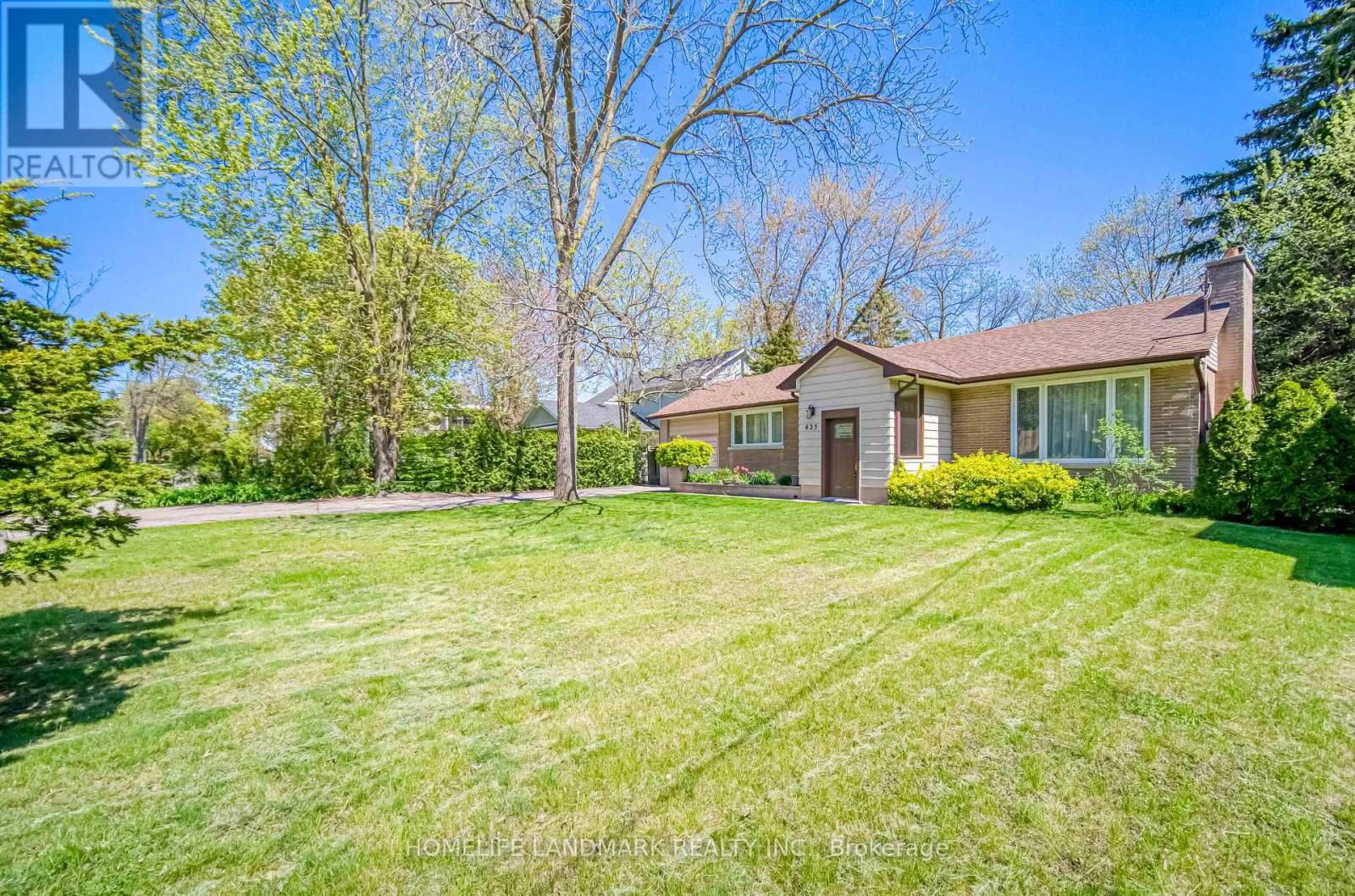 425 MAPLE GROVE DRIVE Image 4
