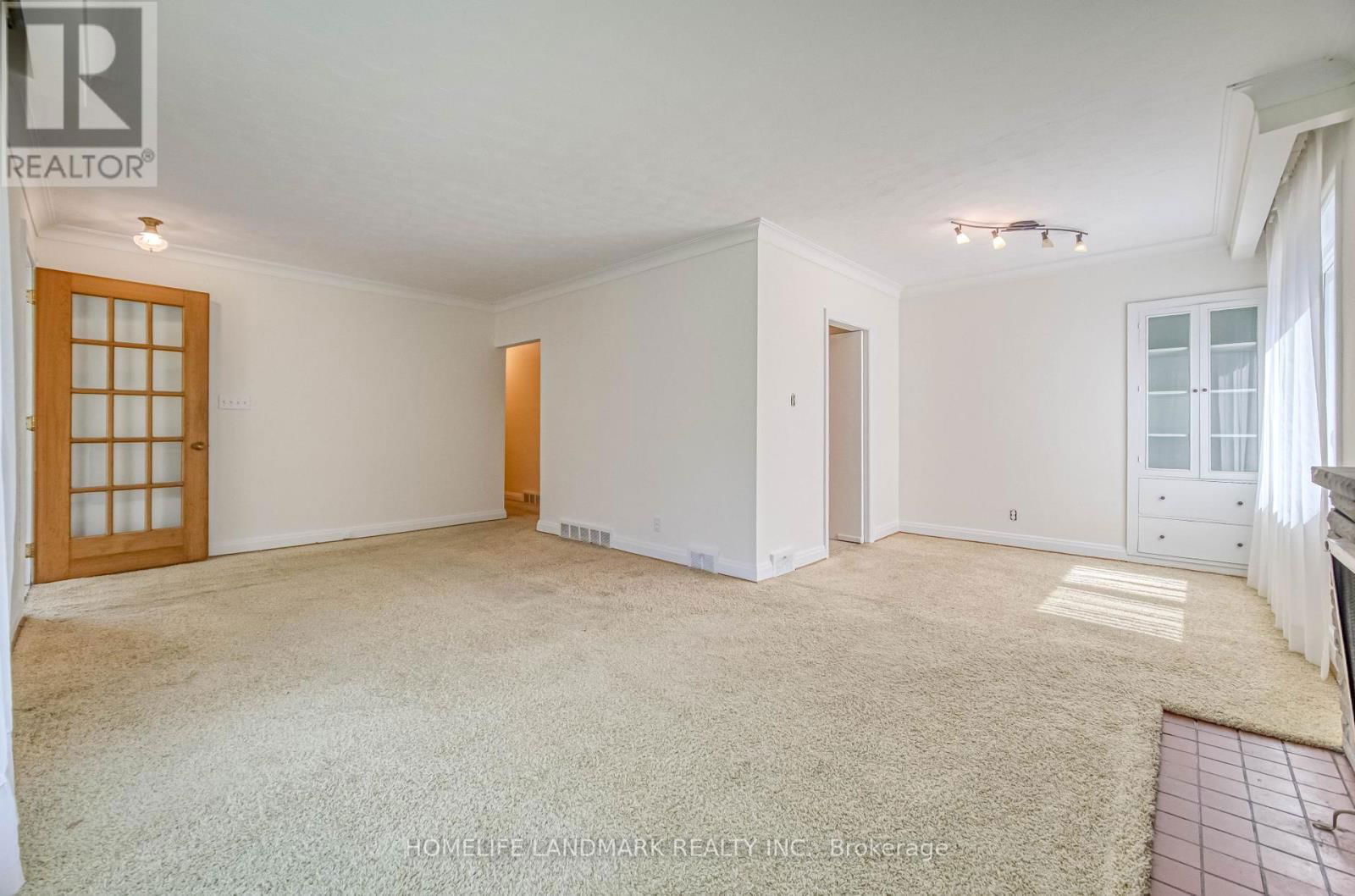 425 MAPLE GROVE DRIVE Image 8