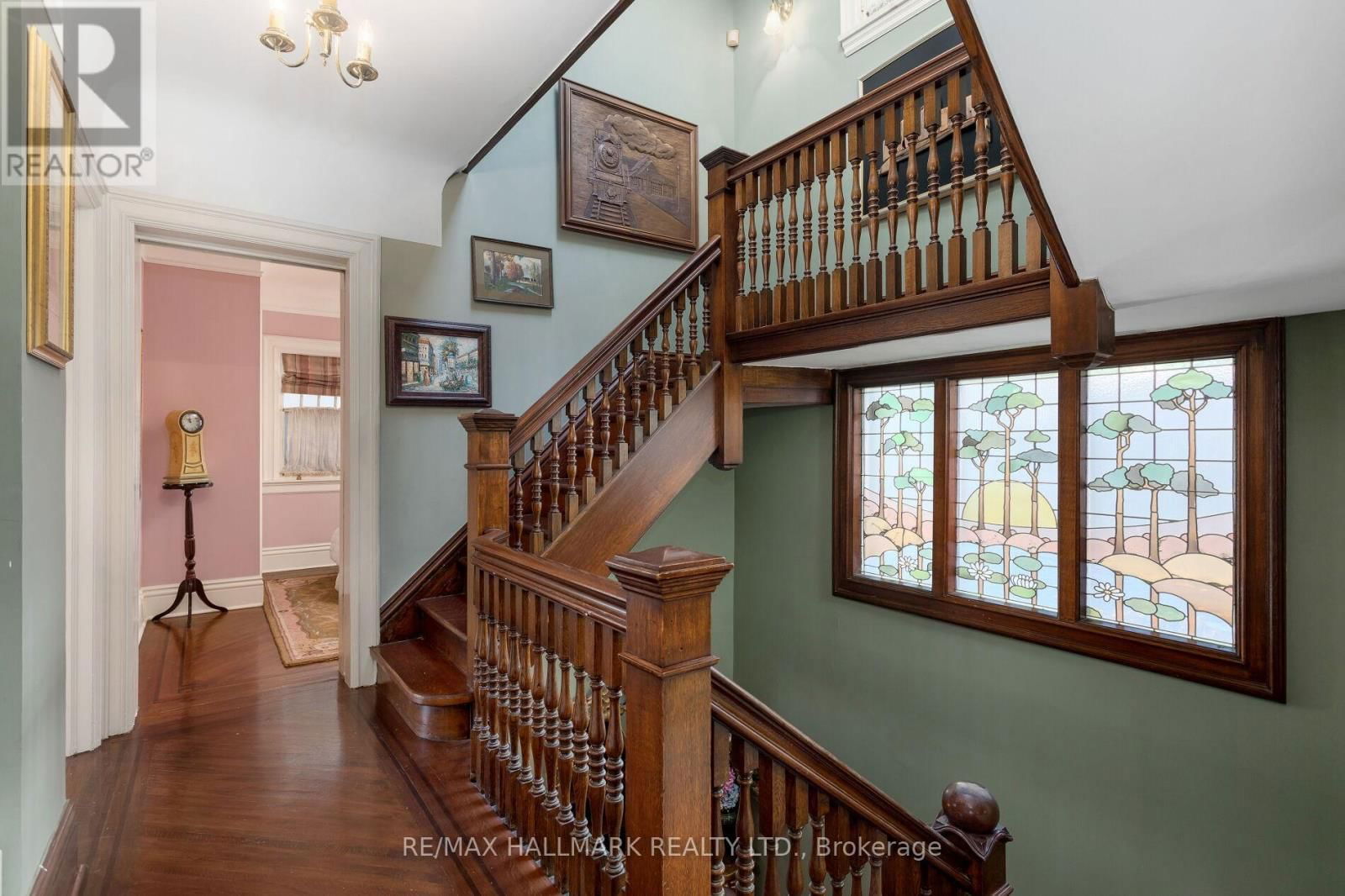 60 INDIAN GROVE Image 12