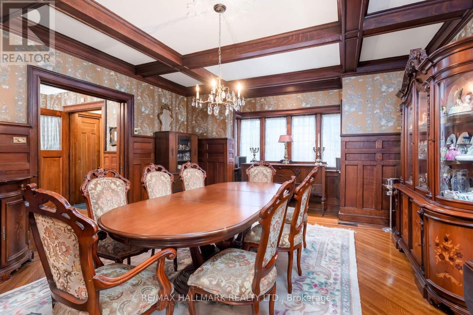 60 INDIAN GROVE Image 3